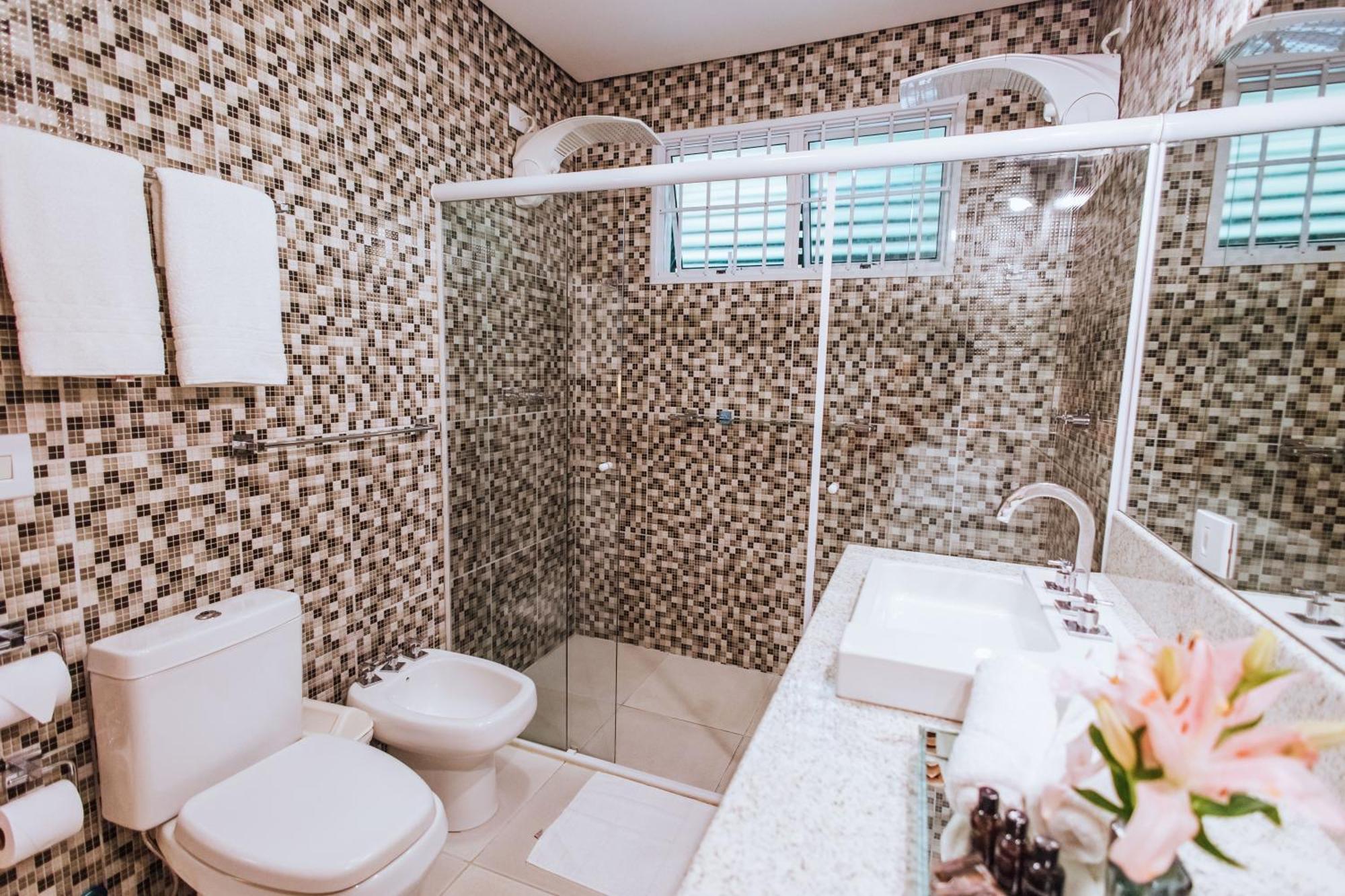 Vila M Suites ᵇʸ ᴬᴸᴱᴮᴬᴴᴸᴵ Ilhabela Exterior foto